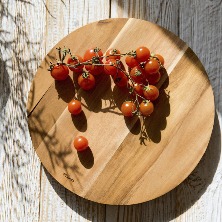 Padėklas ant besisukančio stovelio (akacija, 33 cm)